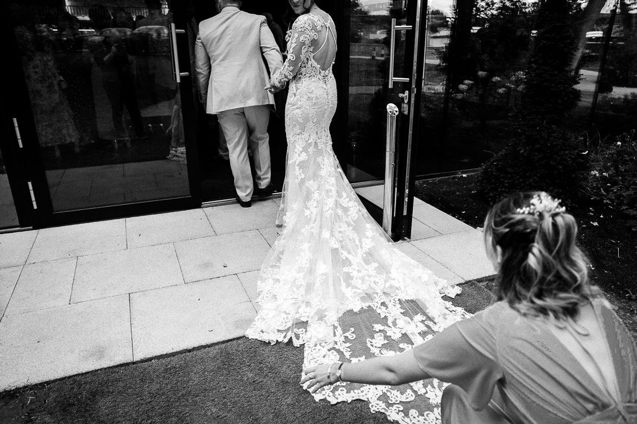 SANT FFRAED HOUSE WEDDING PHOTOGRAPHY 089 SANT FFRAED HOUSE WEDDING PHOTOGRAPHY 089